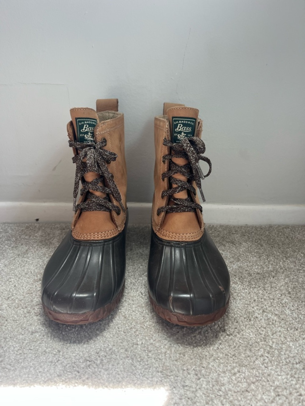 G.H. Bass & Co. Leather Vintage Lace-Up Duck Boots